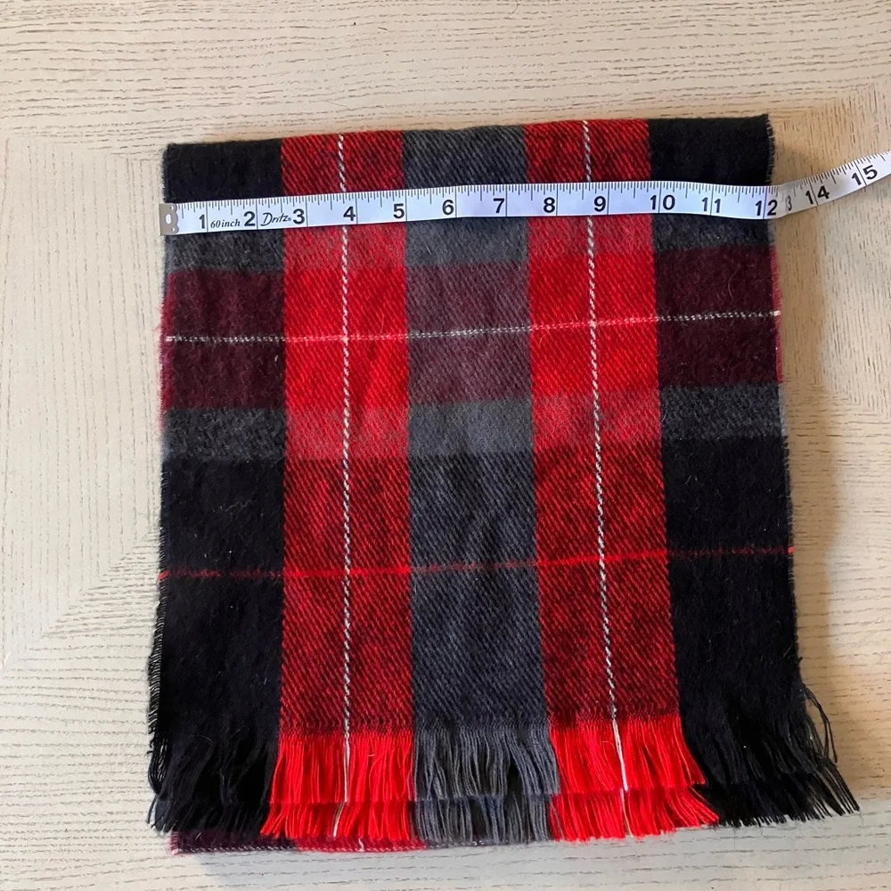 Classic Cashmere Red and Black Plaid Scarf